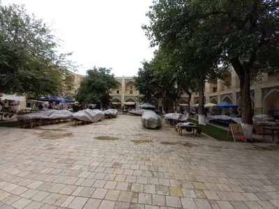 Médersa Nadir Devonbegui, Boukhara